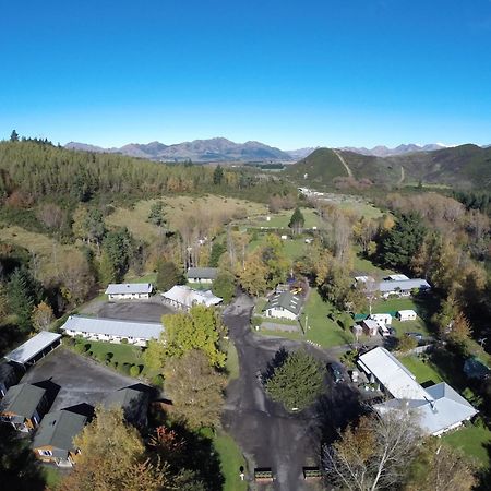 האנמר ספרינגס Alpine Adventure Holiday Park מראה חיצוני תמונה