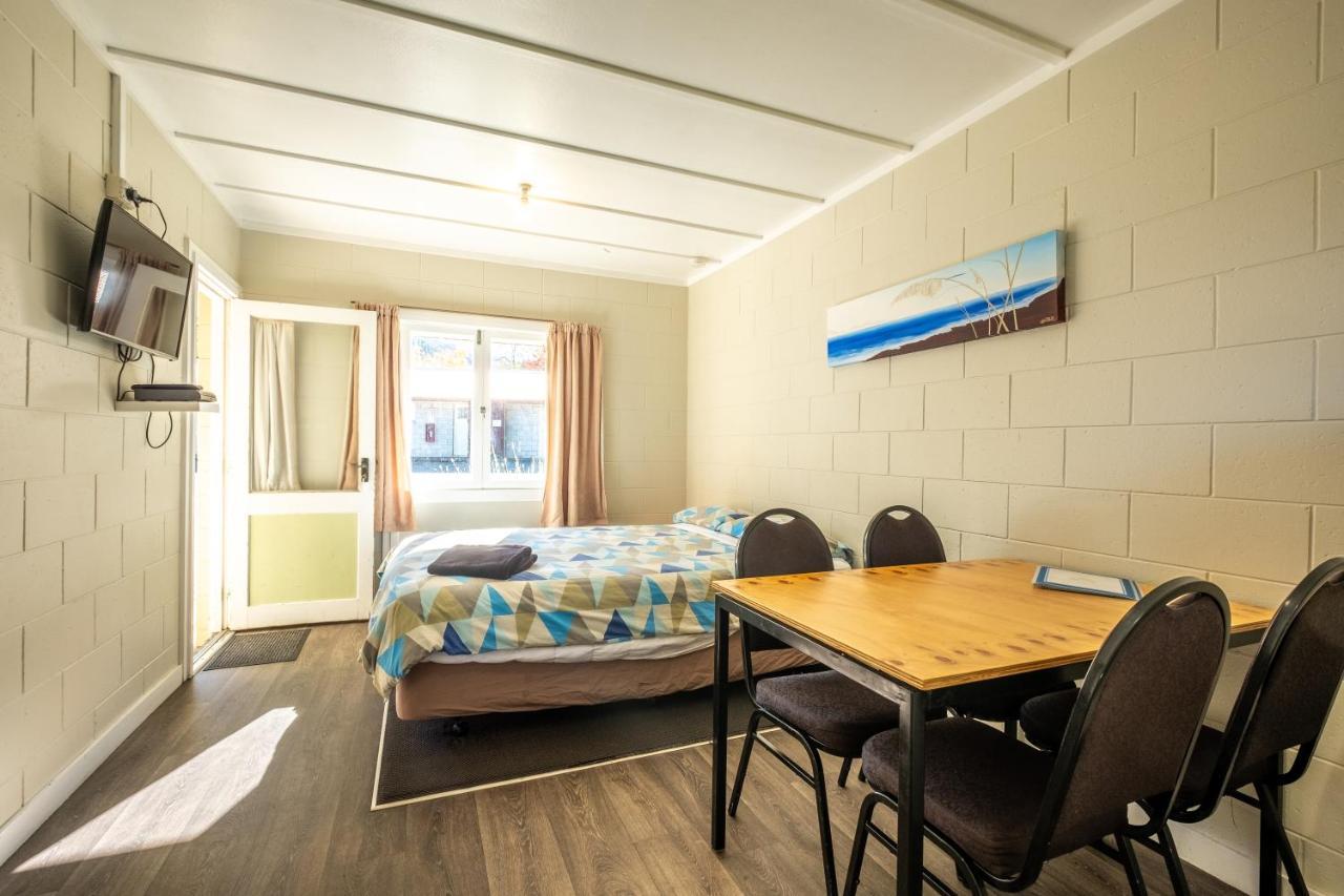 האנמר ספרינגס Alpine Adventure Holiday Park מראה חיצוני תמונה