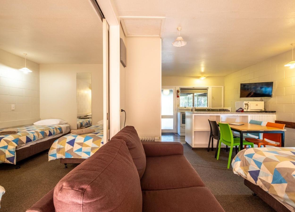 האנמר ספרינגס Alpine Adventure Holiday Park מראה חיצוני תמונה