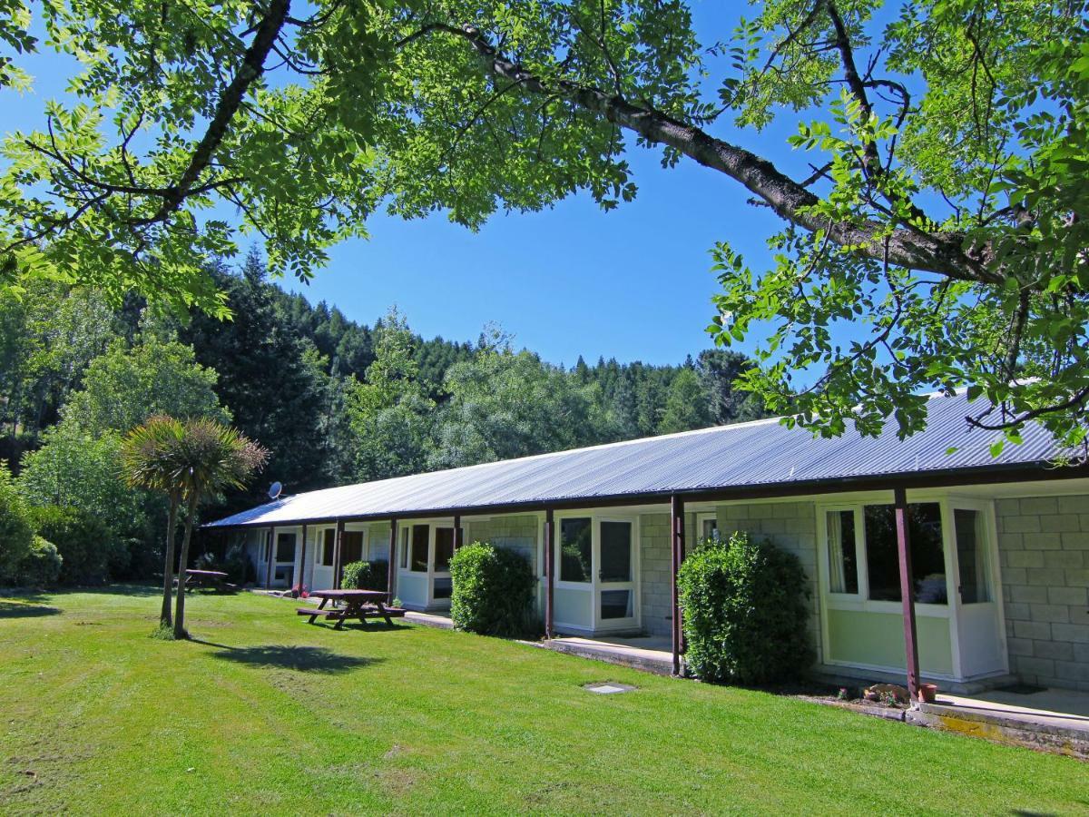 האנמר ספרינגס Alpine Adventure Holiday Park מראה חיצוני תמונה